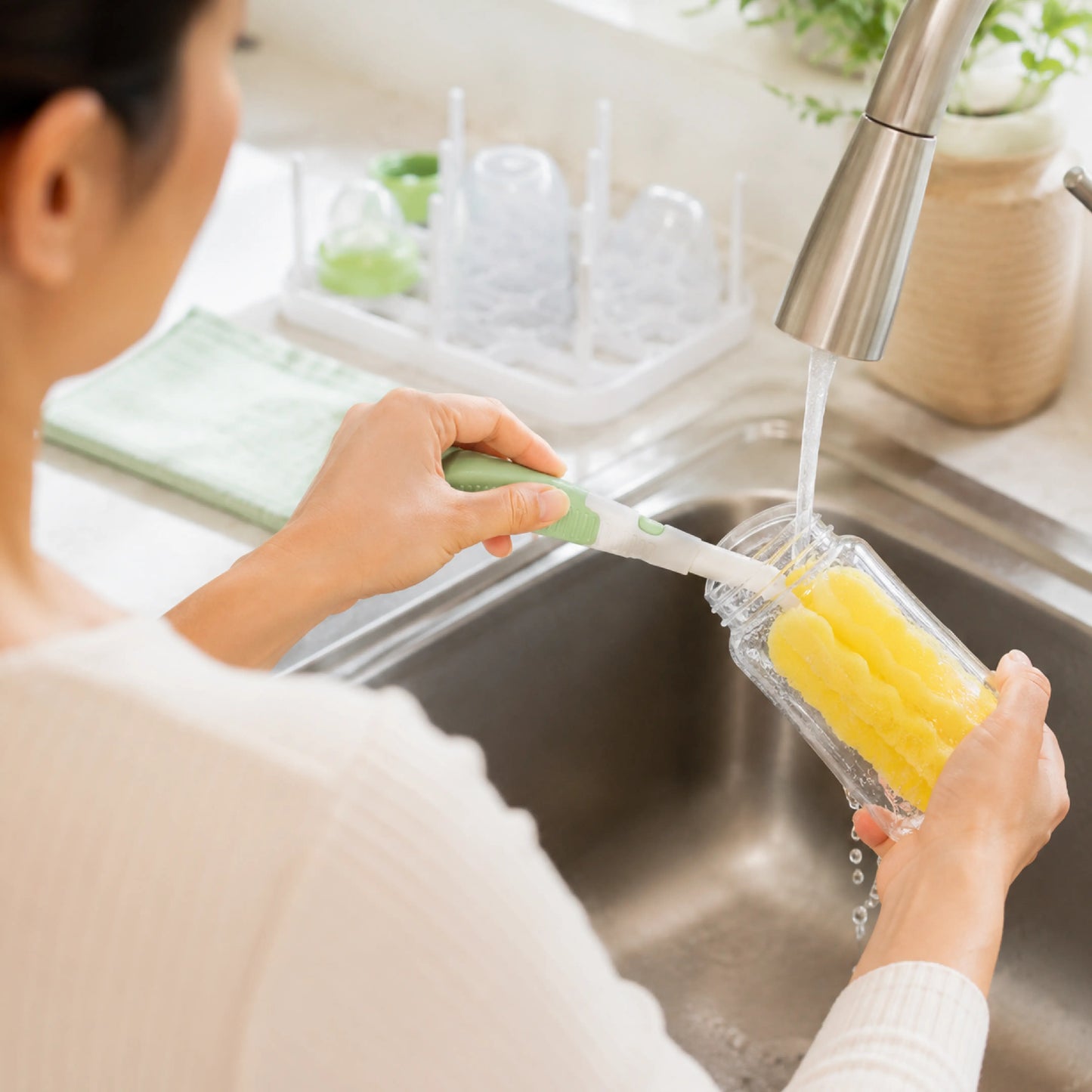 Baby Feeding Bottle Cleaning Brush Set with Straw Cleaner | BPA Free – Green