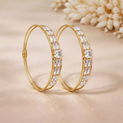 Shivora Gold Crystal Openable Bracelet